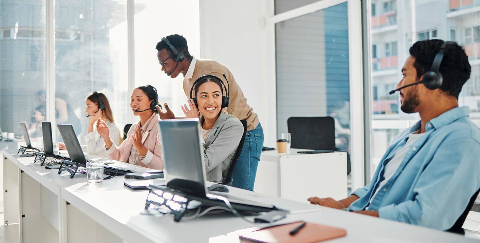 call center, computer training and people or manager with technical support